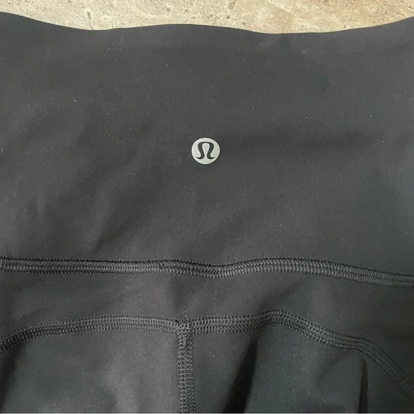 Lululemon “Like New” Groove Black Flare Pant Sz 0 - Picture 9 of 13